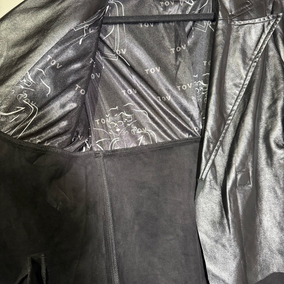 TOV Leather and Suede Jacket Removable Sleeves Lined Cutouts Black Size 38 / Sma - Picture 11 of 15